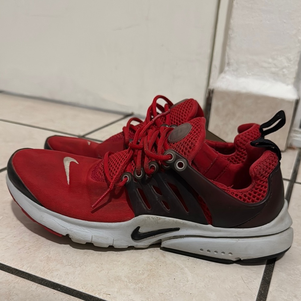 Nike Red and Black Prestos Running Shoes SIZE 7 W